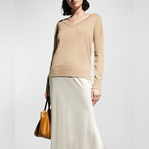 VINCE NWT Cashmere Weekend V-Neck Sweater Camel Tan Pullover Size XL - Picture 2 of 13